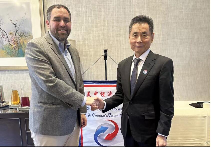 世贸通集团董事长WinnerXing博士会见美国国会议员Wiley Nickel先生并合影